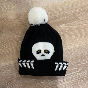 Collection 18 Skull Beanie Black